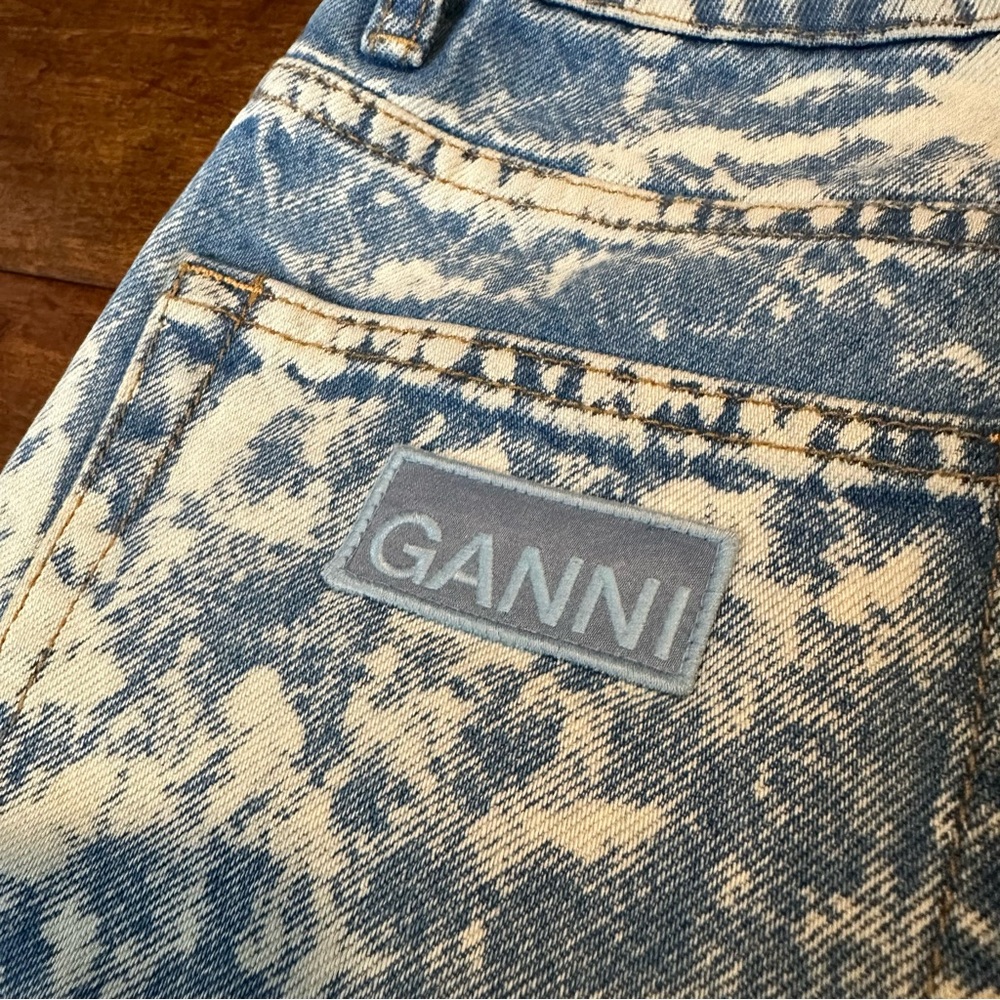 Ganni Blue Acid Wash Betzy Flare Jeans - Picture 11 of 16